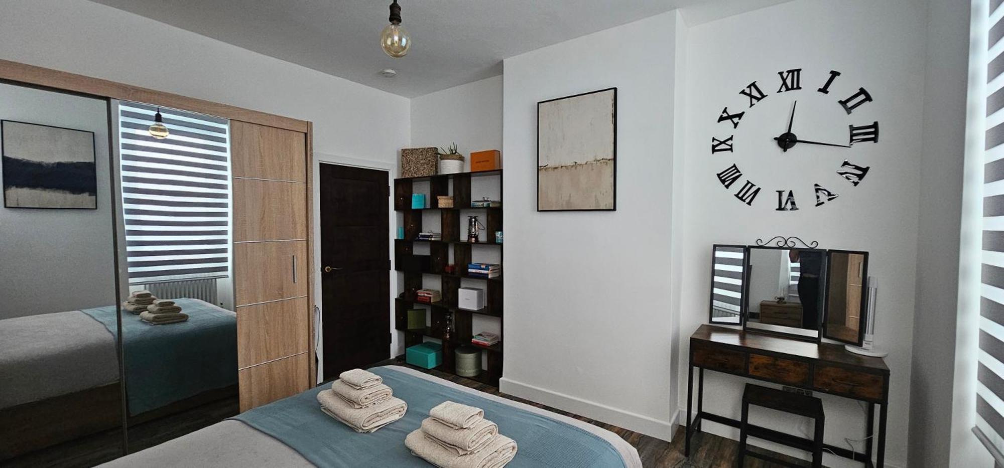 Tower Bridge Spacious King Bedroom With Extra Large Windows 伦敦 外观 照片